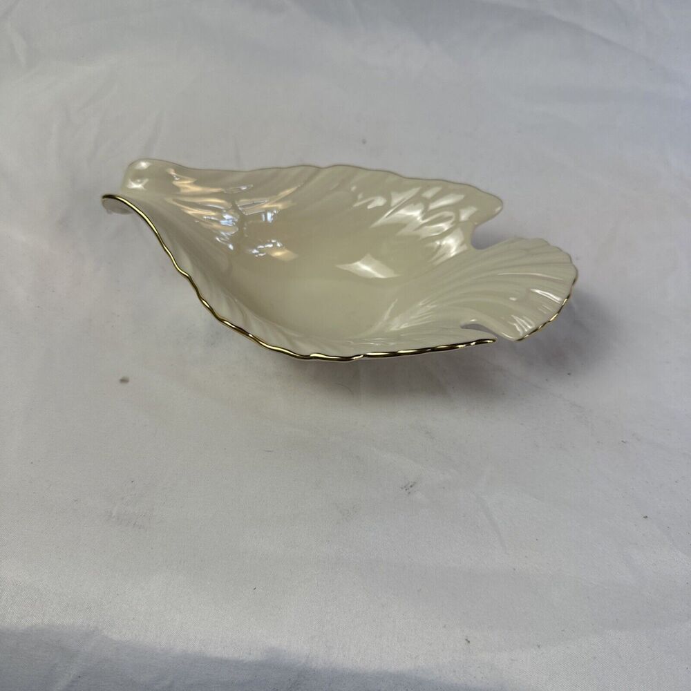 LENOX American Home Collection China Candy Bowl Dove Collection Gold Rim